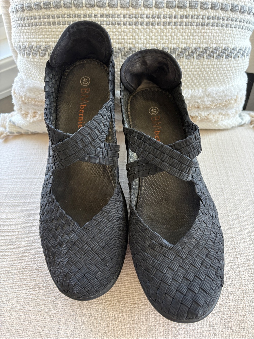 bernie mev. Black Woven Cross-Strap Flats